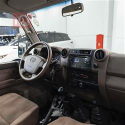 Toyota Land Cruiser 70 Pickup